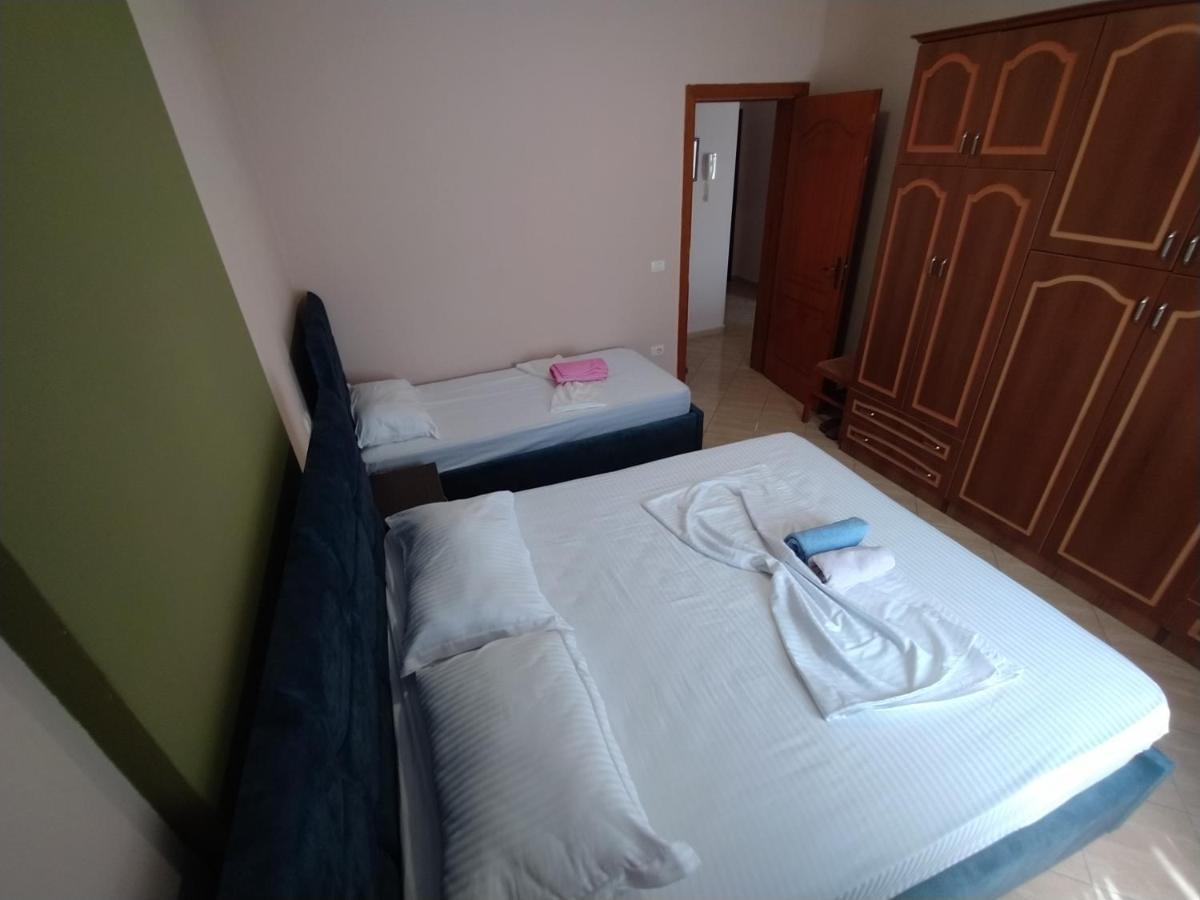 Lungomare Beach Apartments Vlorë 外观 照片