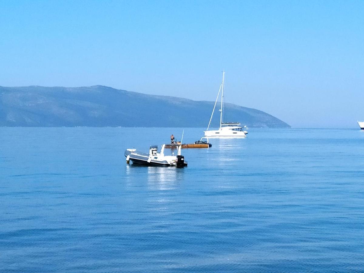 Lungomare Beach Apartments Vlorë 外观 照片