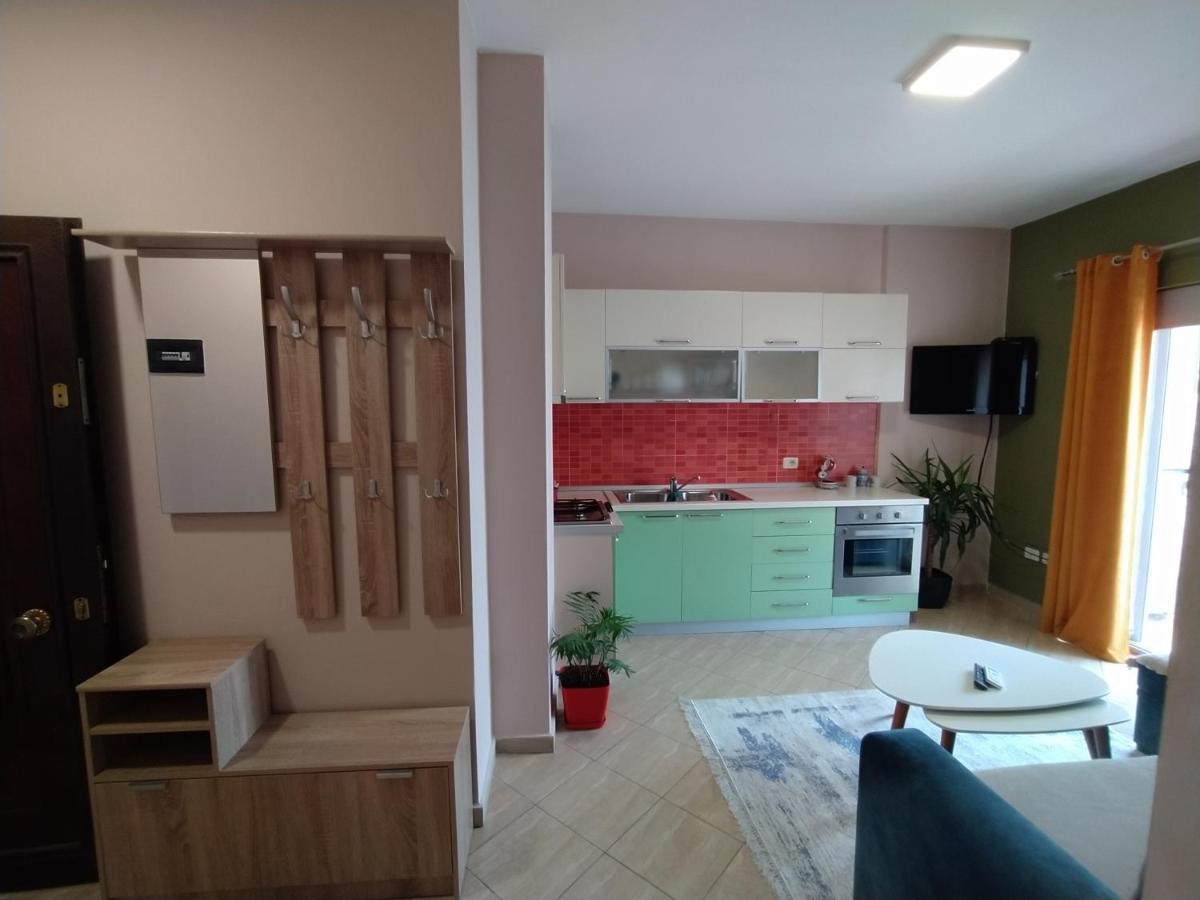 Lungomare Beach Apartments Vlorë 外观 照片